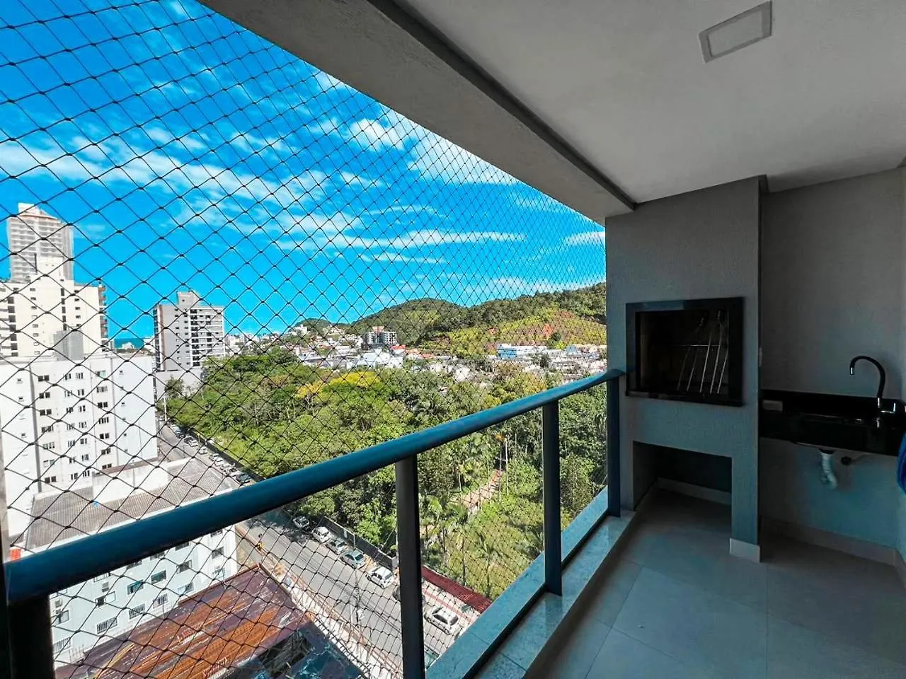 Ap Excelente 10 Andar Praia Brava Vista Mar Ao Horizonte Itajaí